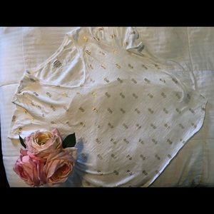 Gold pineapple T-shirt